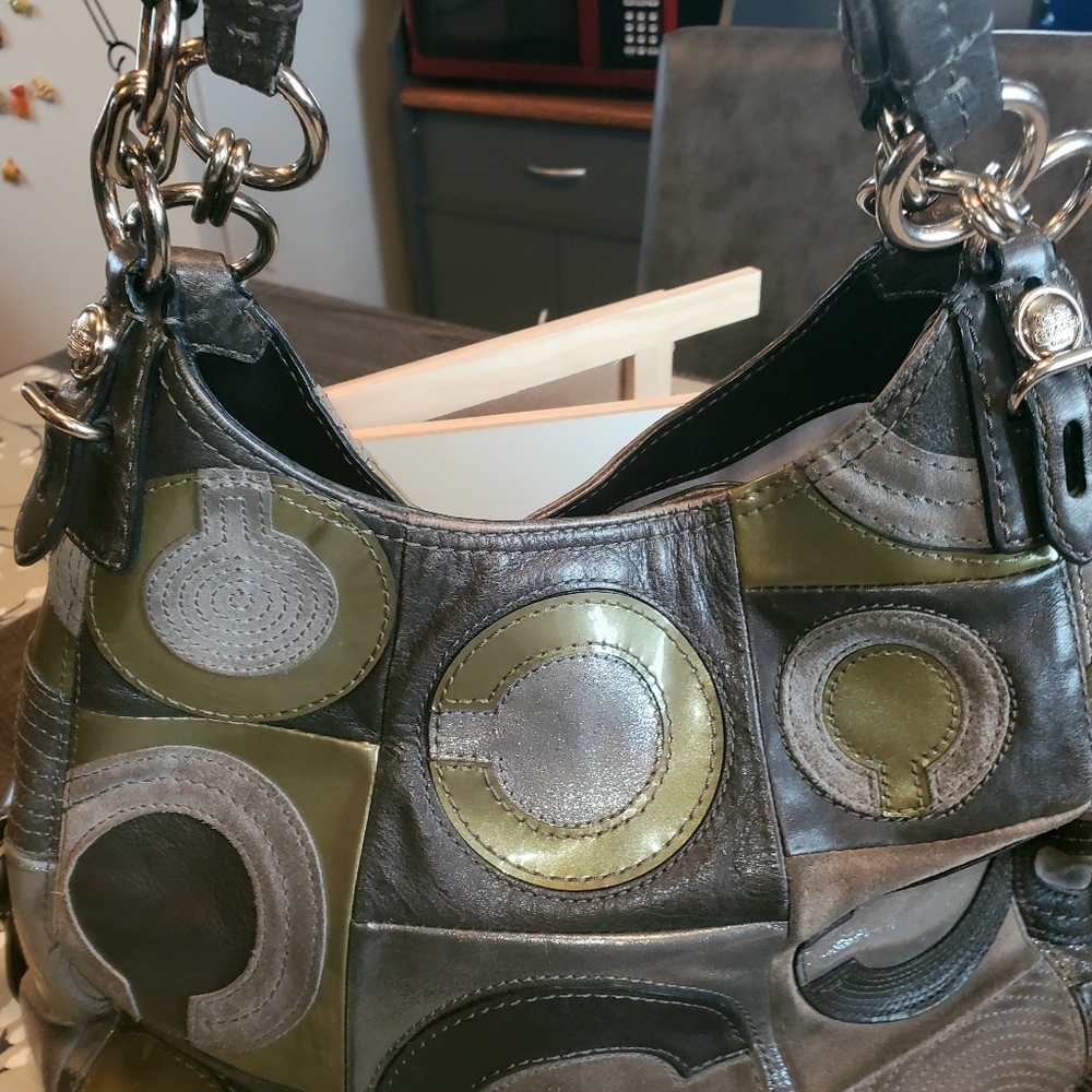 Coach Madison Maggie Shoulderbag - Picture 6 of 7